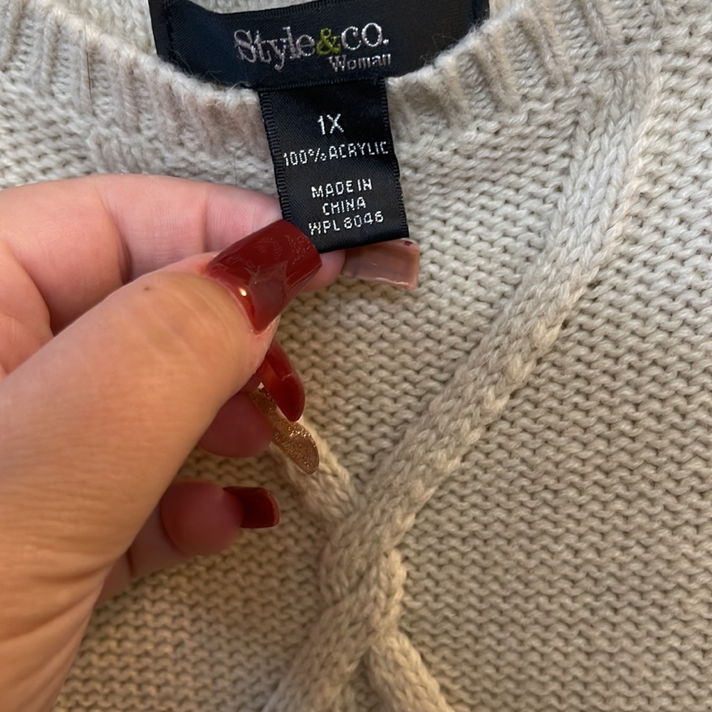 Sweater - Picture 2 of 2
